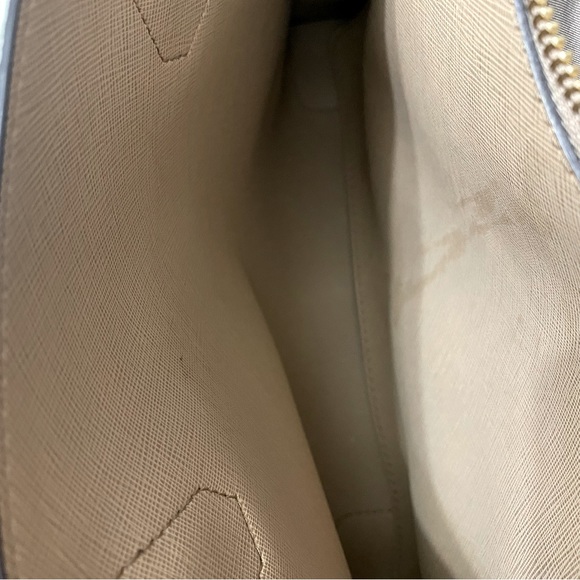 Michael Kors Studio Large Mercer Gold/Brown purse - Picture 9 of 16